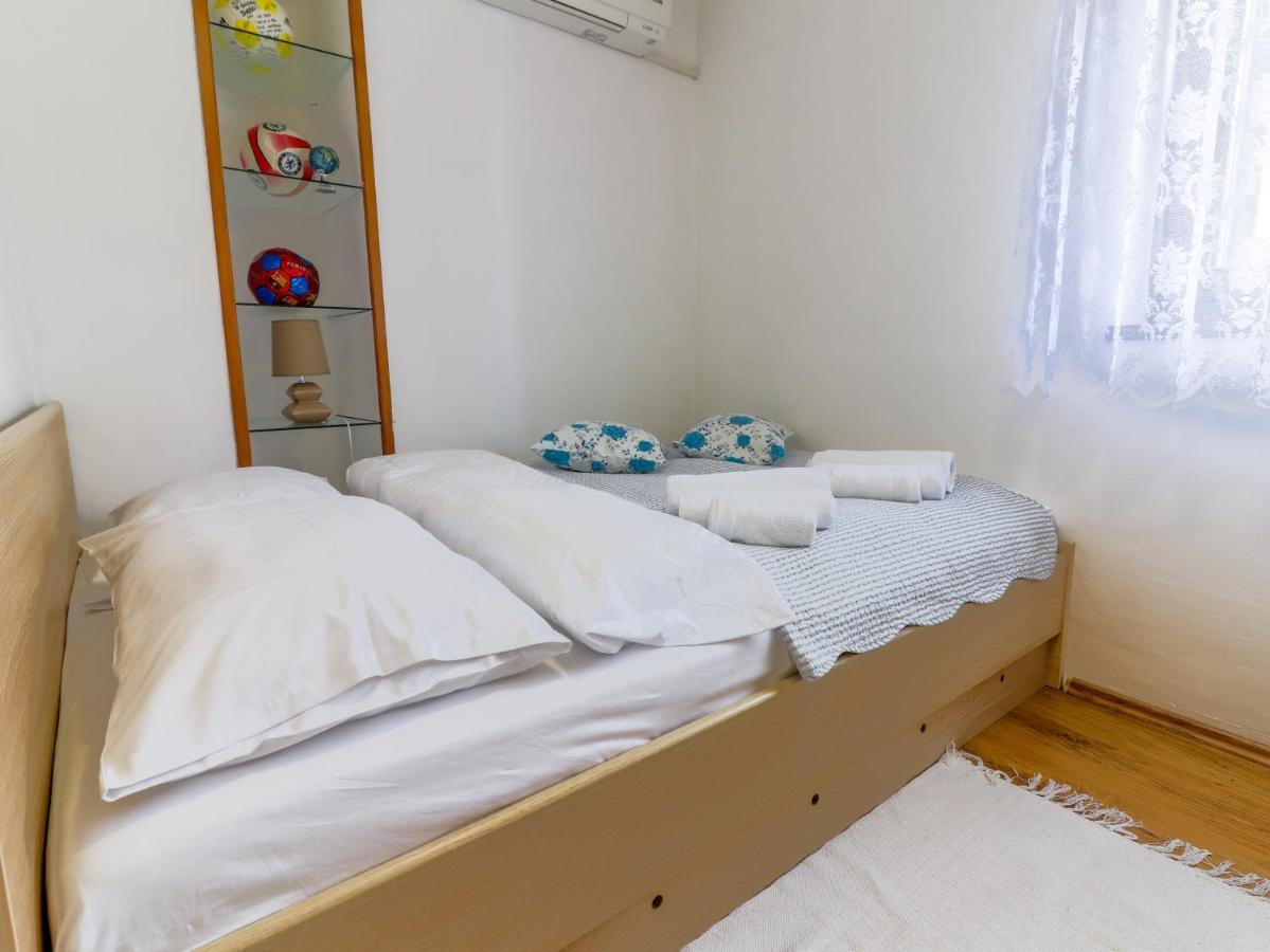 City Center 3 Bedroom Apartment Врсар Экстерьер фото