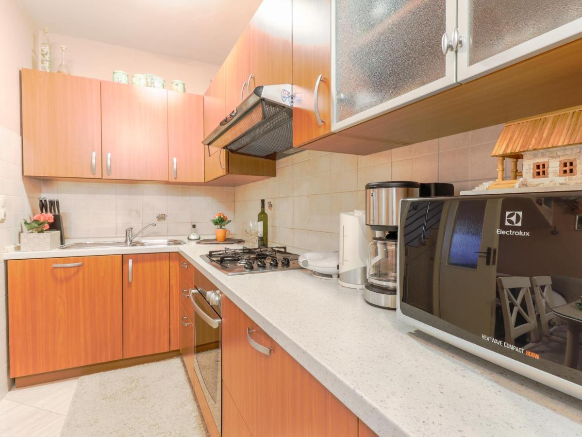 City Center 3 Bedroom Apartment Врсар Экстерьер фото